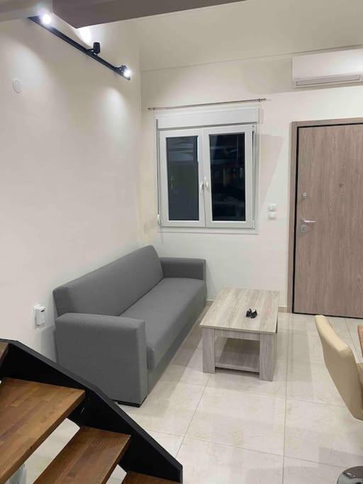 Luxury Loft Kalu Tsesme A Lägenhet Ioánnina Exteriör bild